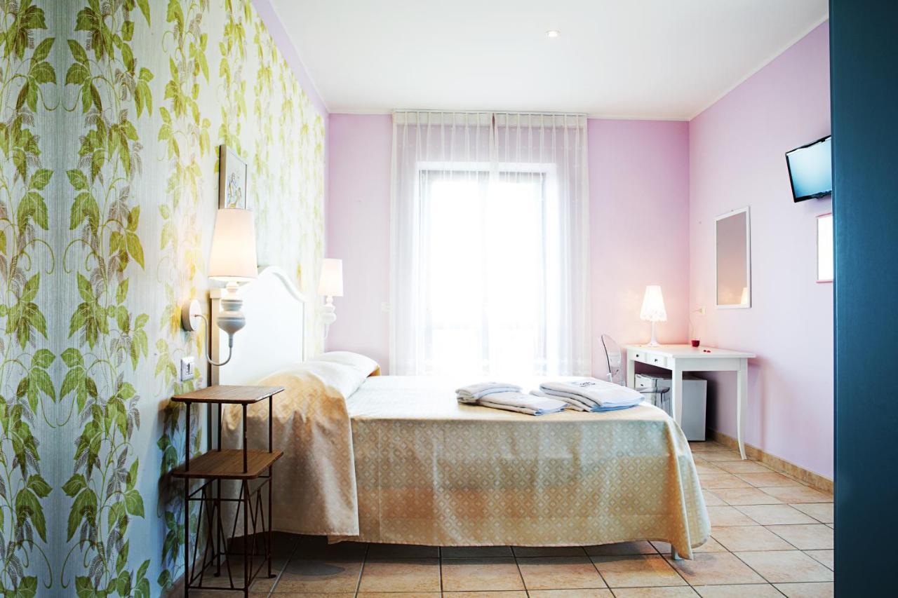 B&B La Chora Di Паестум Екстериор снимка